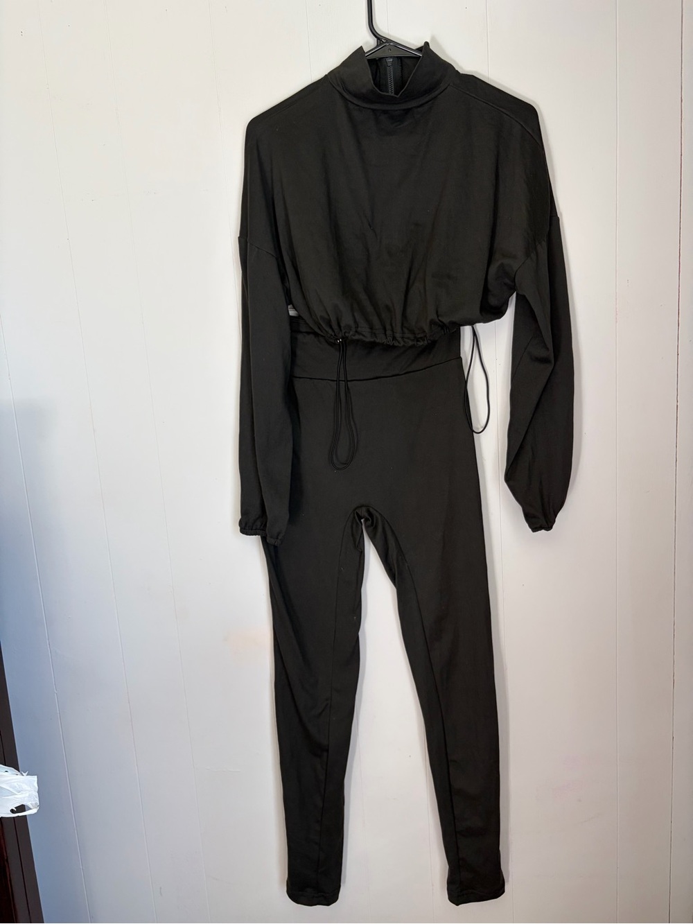Black Womens leggings with Cropped Zip Jacket - Picture 4 of 7